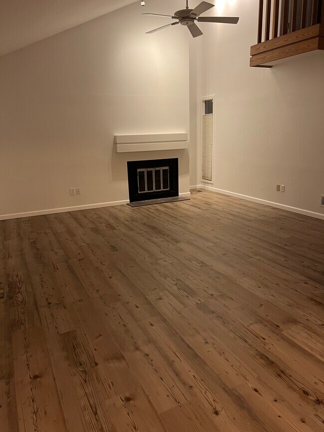 Building Photo - 2520 Marmon Ct
