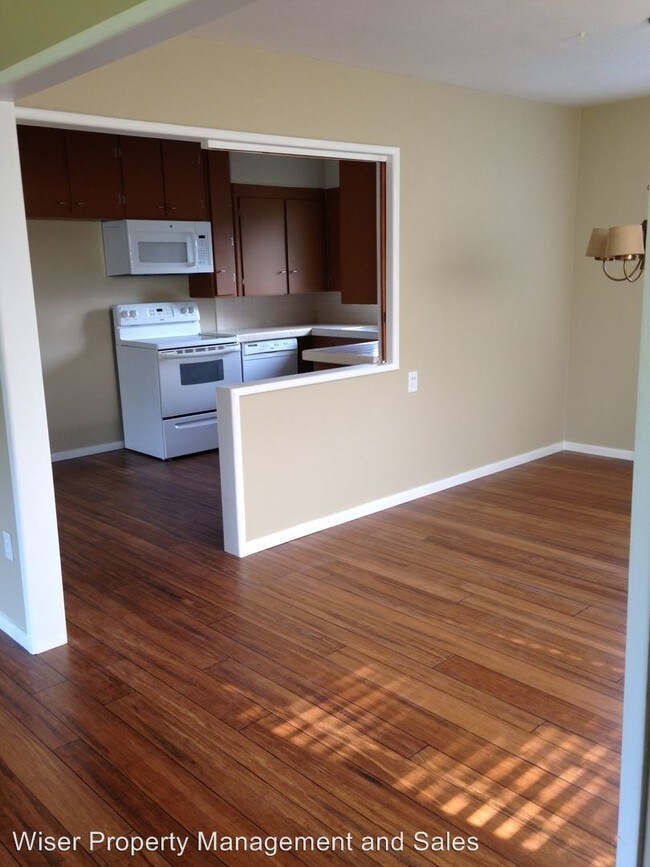 Building Photo - 2 br, 1 bath House - 1618 Birch Dr