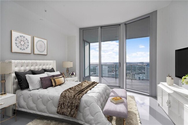 Building Photo - 851 NE 1st Ave