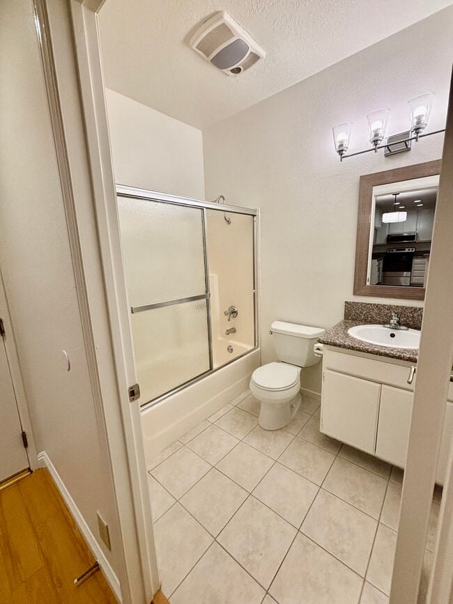 Building Photo - The Madison Apartments