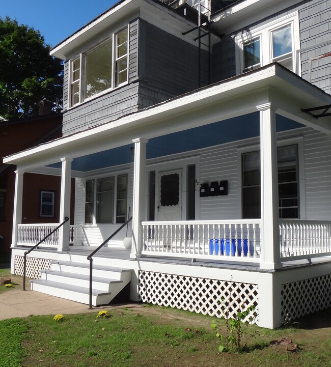 Building Photo - 52 Revell Ave