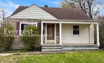 Building Photo - 3012 Hamilton Ave