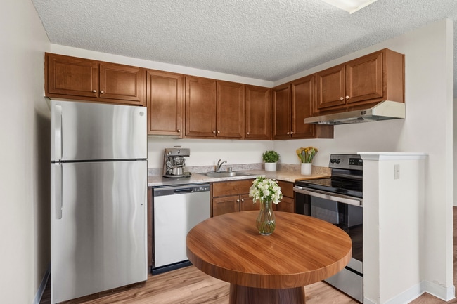 2 Bedroom 1 Bath Standard - Trellis on Orchard Apartments