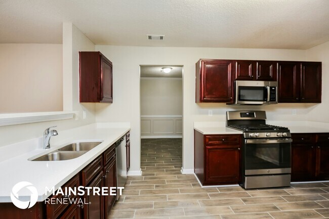 Foto del edificio - 5875 Sunflower Ct