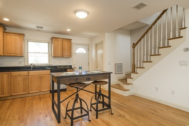 Building Photo - 40 Eutaw St