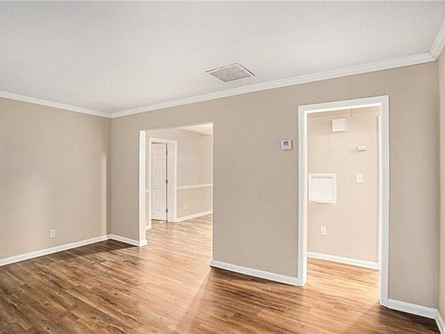 Building Photo - Beautiful 3-Bedroom Home with Spacious Backyard in Decatur