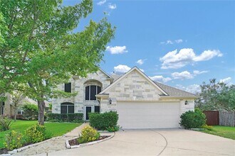 Building Photo - 2001 Singing Hls