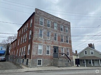 Building Photo - 40 Pearl St
