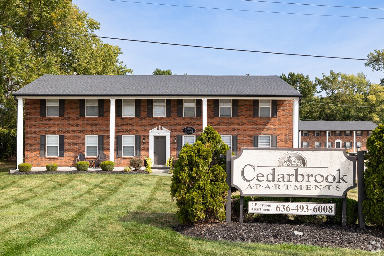 Foto principal - Cedarbrook Apartments