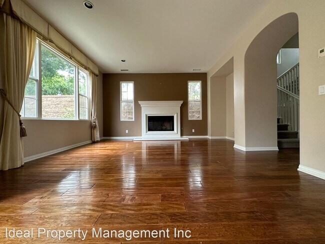 Building Photo - 4 br, 3 bath House - 33 Grape Arbor