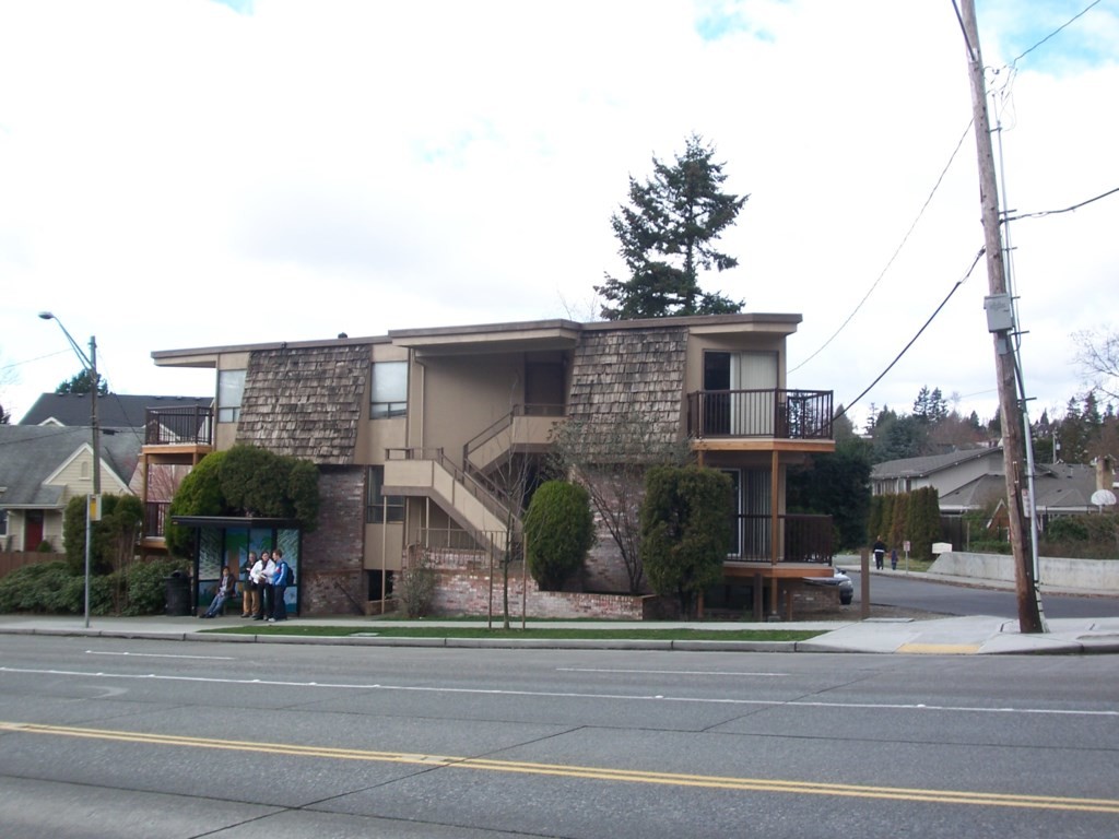 Primary Photo - Duplex in Seattle