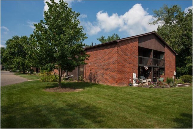 Building Photo - 7459 Quail Hollow St NW