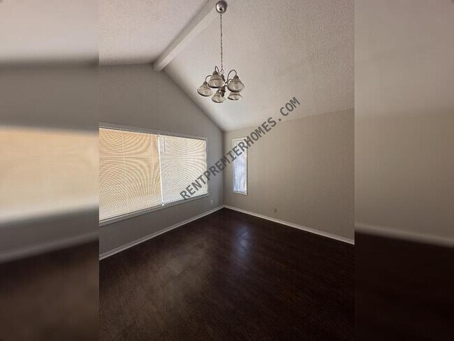 Foto del edificio - 3029 SW 64th St
