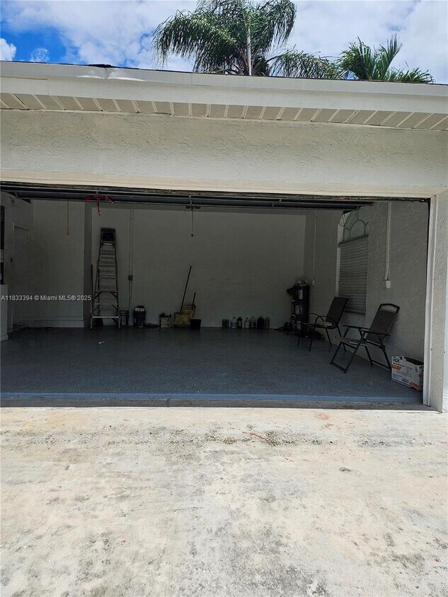 Foto principal - 16032 86th St N