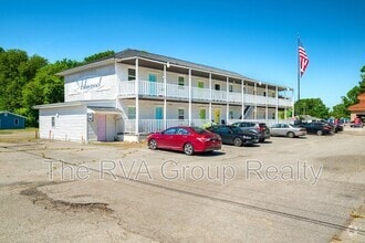 Building Photo - 3807 Woodlawn St