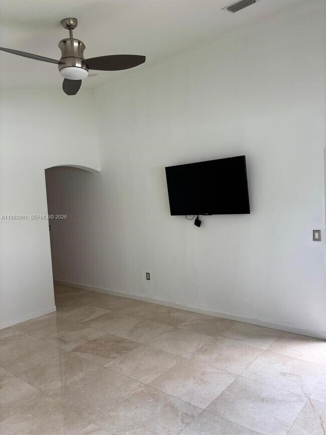 Foto del edificio - 19465 SW 25th Ct