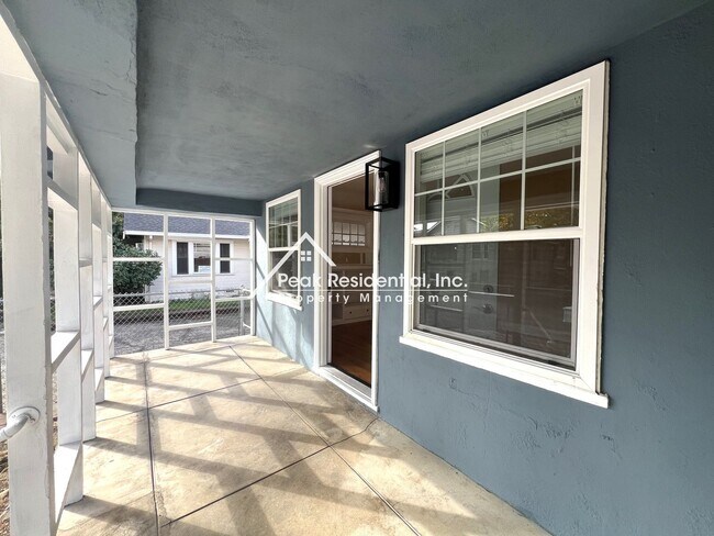 Building Photo - Wonderful 2bd/1ba Home-Steps Away from McG...