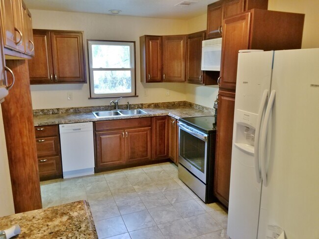 Foto del edificio - Very nice 3BR Rancher with appliances near Shunga Trails!