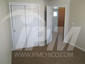 Building Photo - 583 Morgan Dr