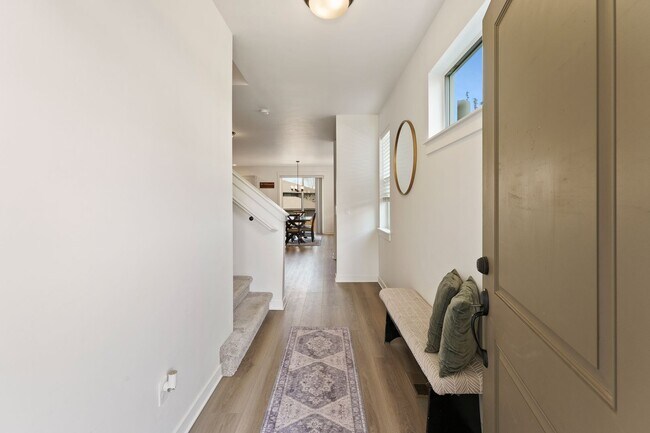 Foto del edificio - Pahlisch Townhome