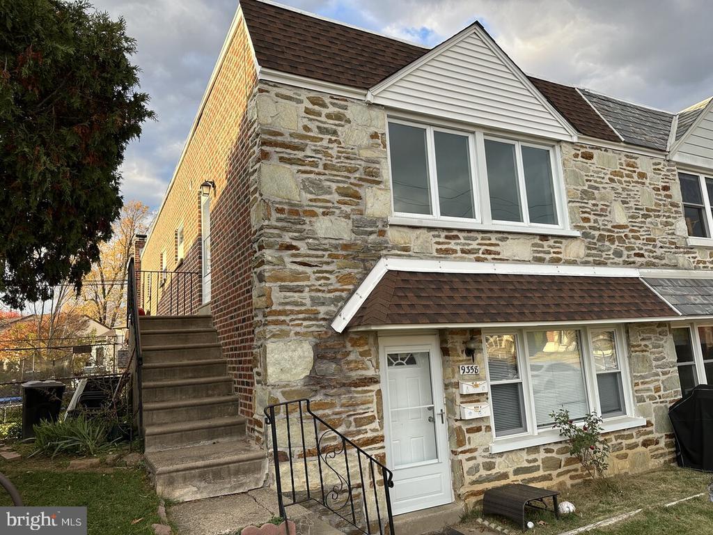Foto principal - 9358 Hoff St
