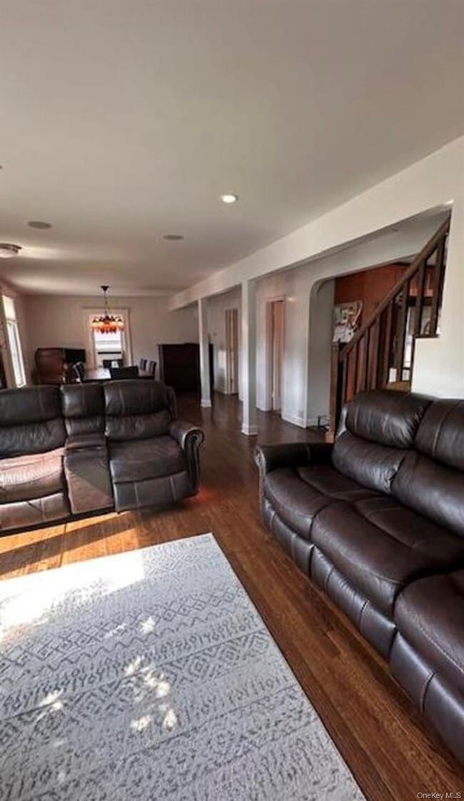 Building Photo - 422 St Agnes Pl