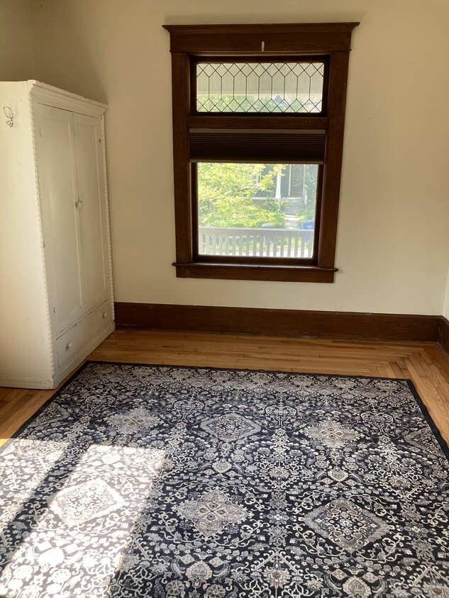 Building Photo - 530 Miller Ave