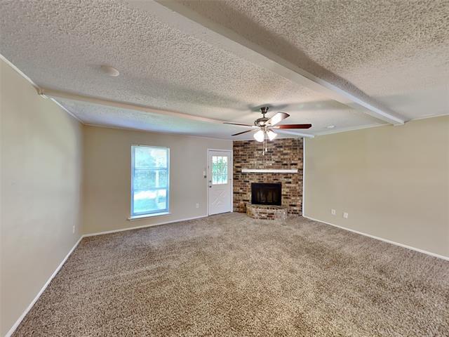 Foto del edificio - 224 Lakeway Ct