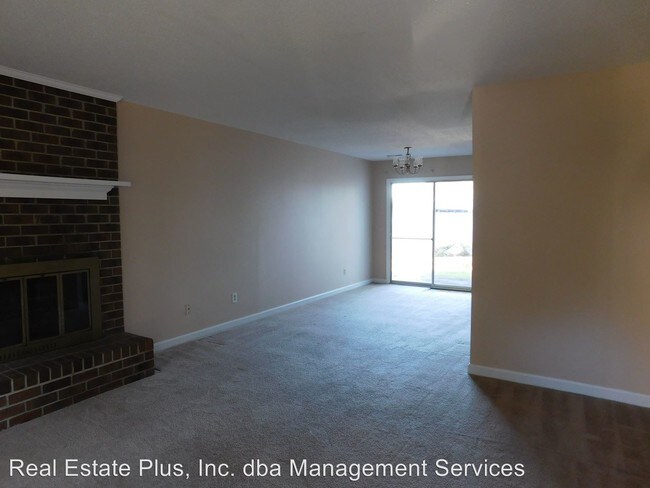 Building Photo - 1104 Karen Dr