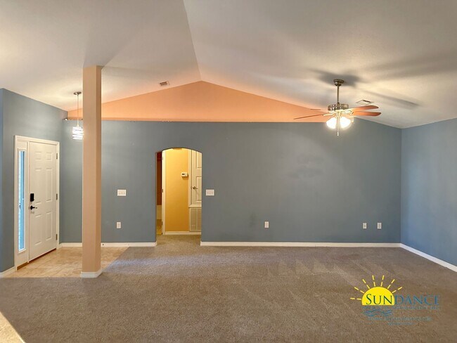 Building Photo - Great 3 Bedroom Home in Navarre