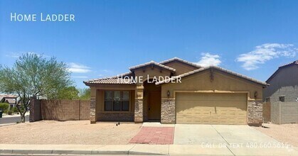 Building Photo - 2349 Oakmont Ln