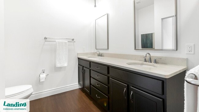 Foto del edificio - 12312 Mayfield Rd