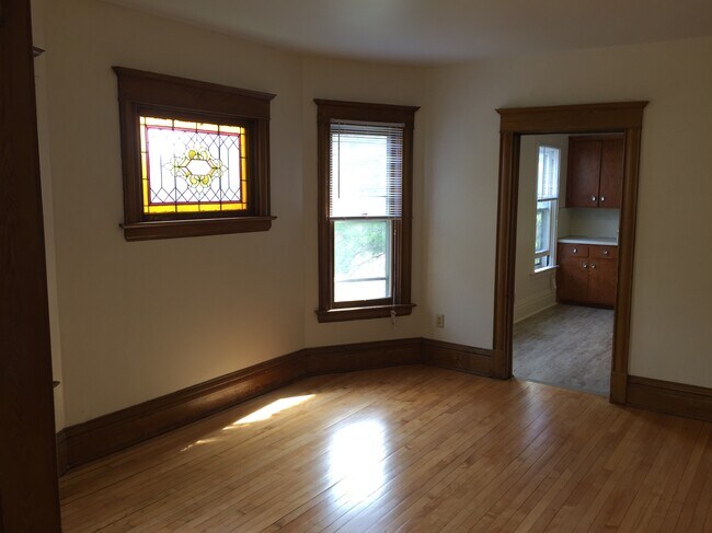 Dining room - 2939 Girard Ave N