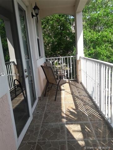 Foto del edificio - 604 SW 10th St  0