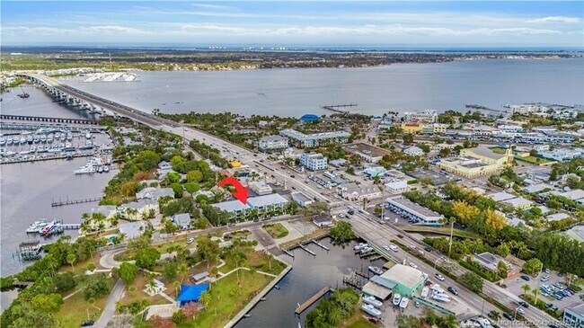 Foto del edificio - 521 SW Ocean Blvd