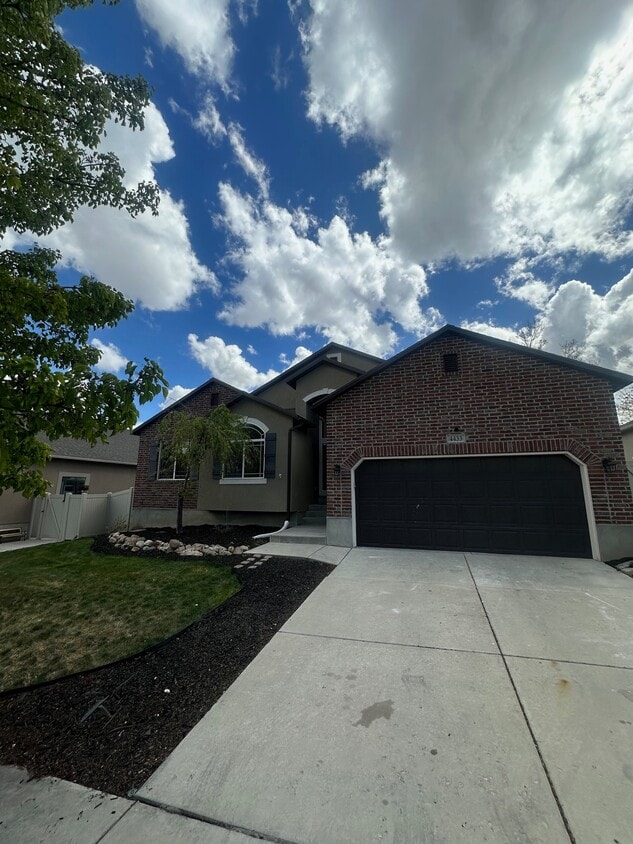 Photo - 4433 Mankato St (Riverton, UT)