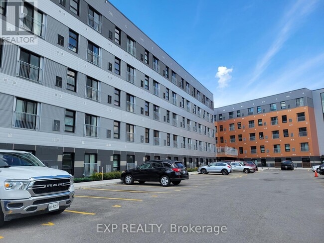 Building Photo - 75-175 Barrie Rd