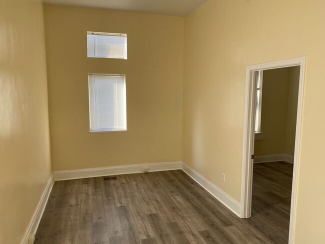 Foto del edificio - 642 Philadelphia St