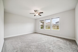 Building Photo - 10014 Serenity Grv Dr