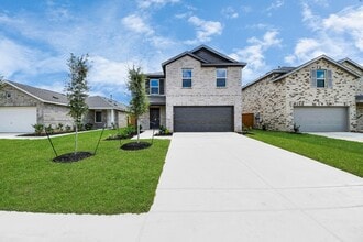 Building Photo - 3012 Sunrise Dr