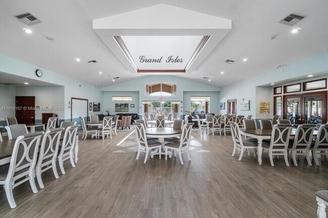 Building Photo - 3697 Miramontes Cir
