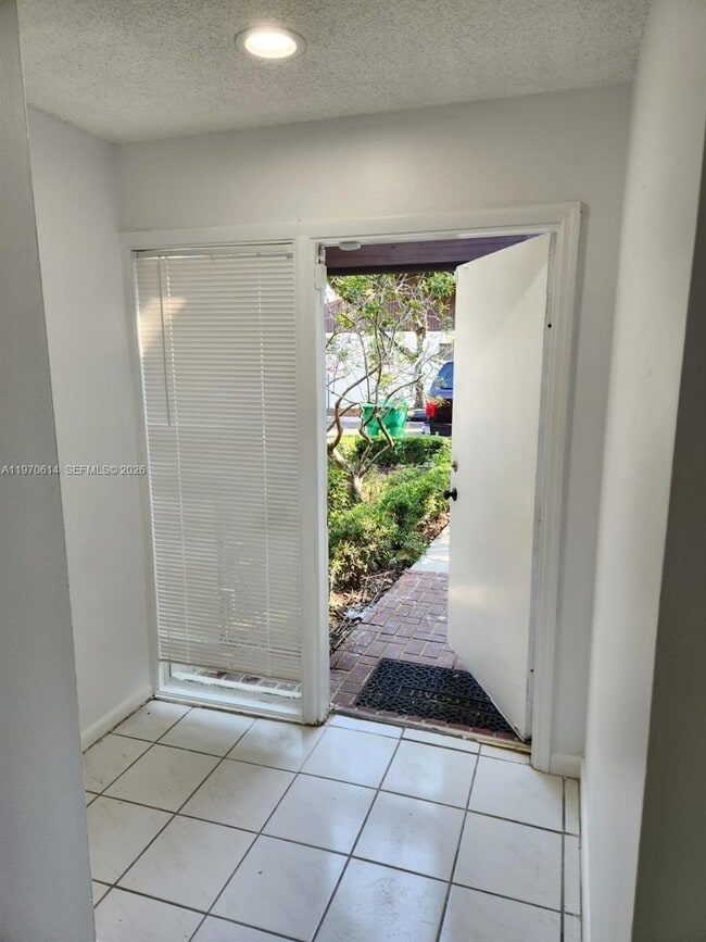 Foto del edificio - 3816 SW 68th Way