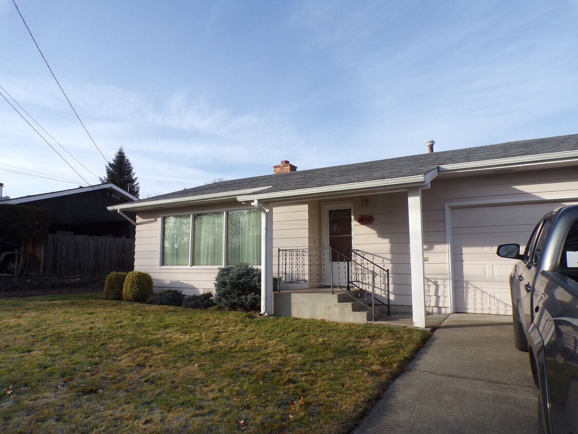 410 4th St. La Grande House Rental in La Grande, OR