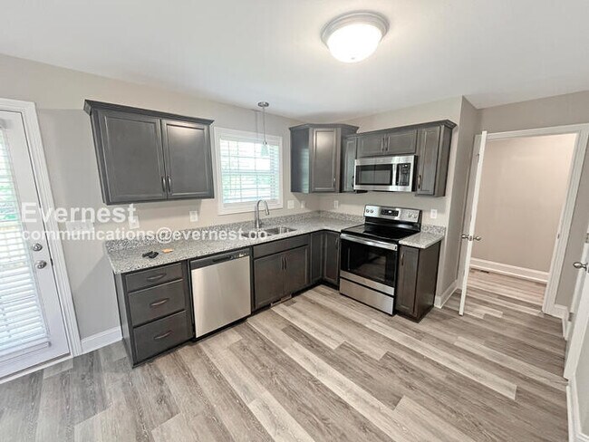 Foto del edificio - 1276 Cardinal Crk Dr