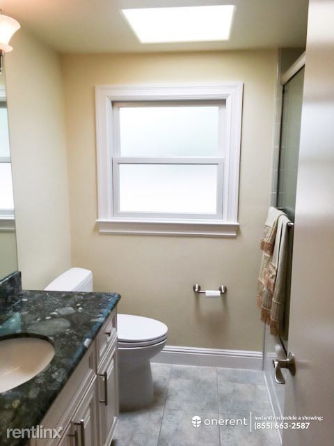 Building Photo - 4 br, 3 bath House - 805 Covington Rd -