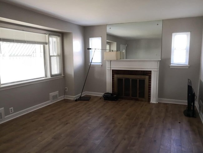 Building Photo - 10203 McKenney Ave
