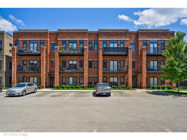 Building Photo - 8467 Grand Ave