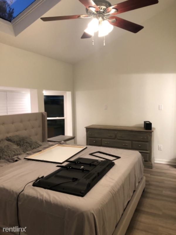 Foto del edificio - 2 br, 1 bath Townhome - 1336 Helios Ave