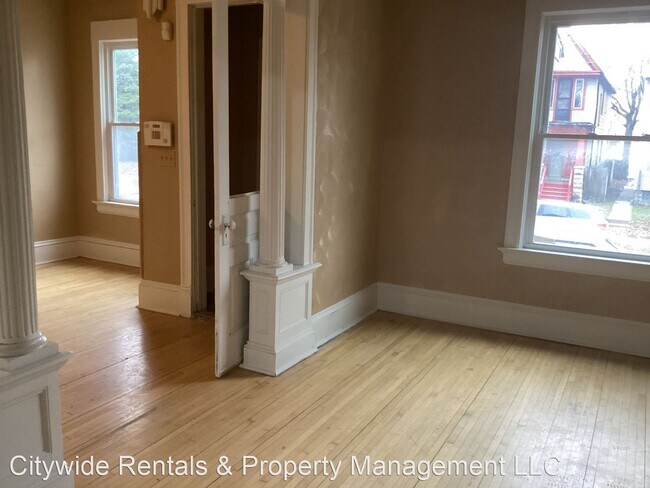 Building Photo - 3 br, 1 bath House - 1238 N. 34th St