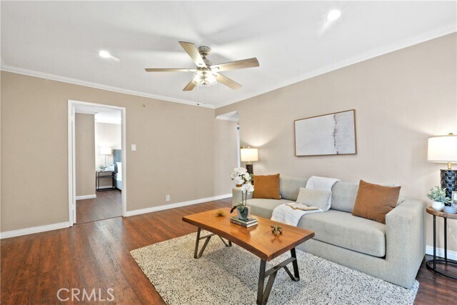 Foto del edificio - 13439 Roselle Ave